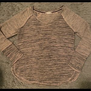 Very pretty pink gray sweater L